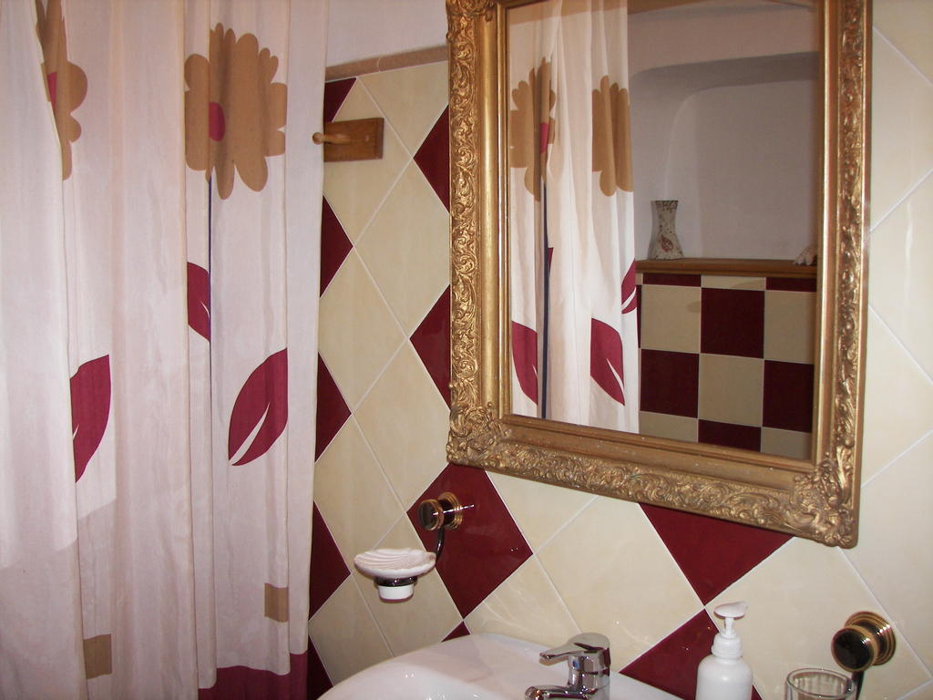 Antigua Casa Catones Hotel อูเอสกา ภายนอก รูปภาพ