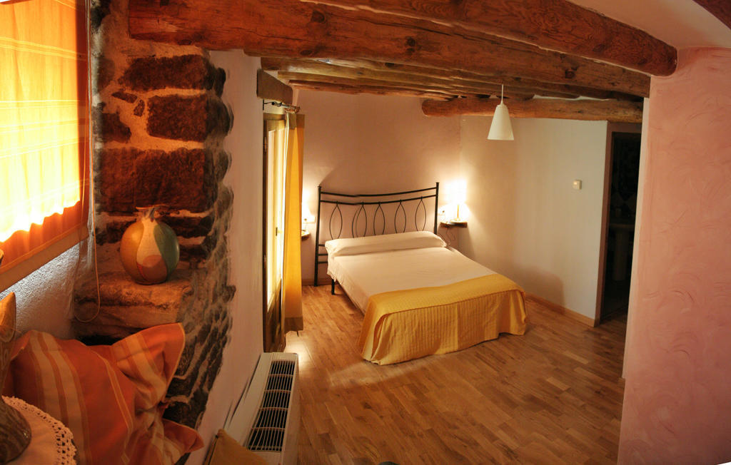 Antigua Casa Catones Hotel อูเอสกา ภายนอก รูปภาพ