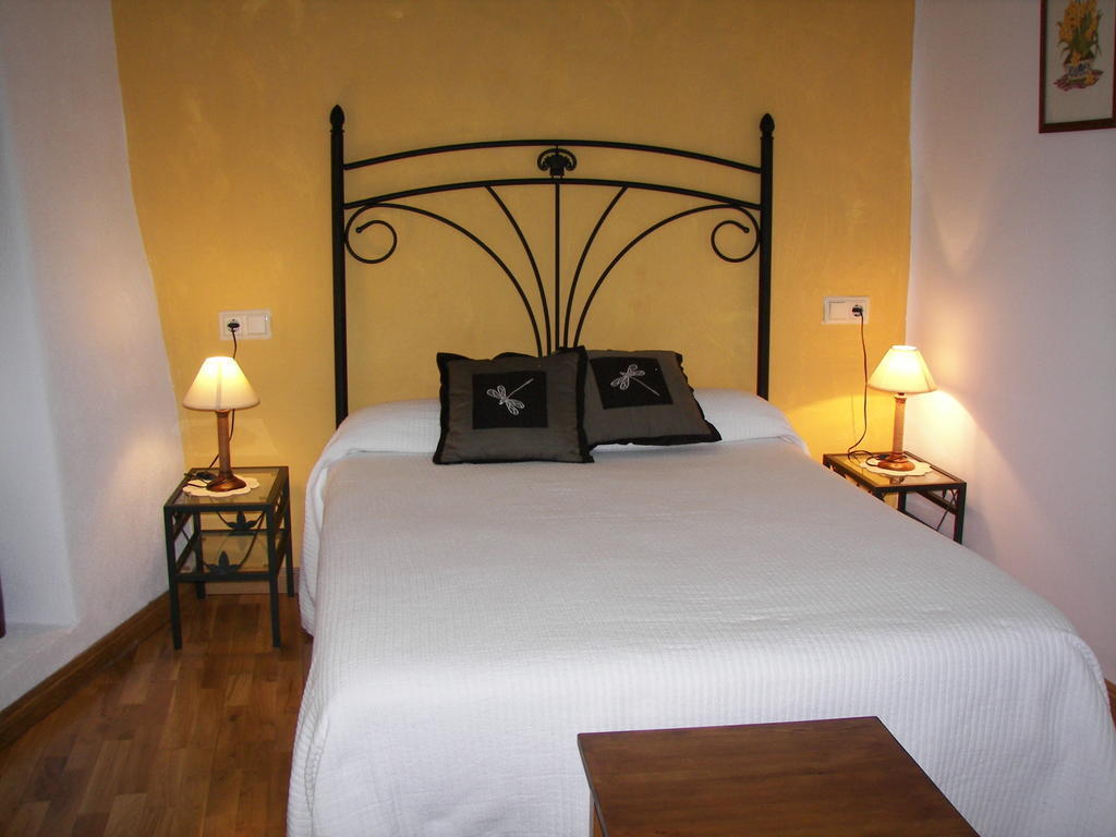 Antigua Casa Catones Hotel อูเอสกา ห้อง รูปภาพ